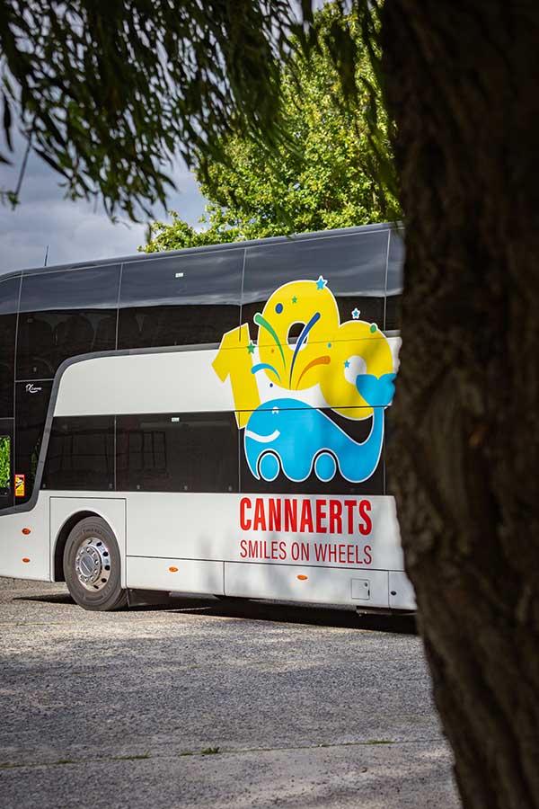 Autobussen cannaerts 100 jaar dubbeldekker