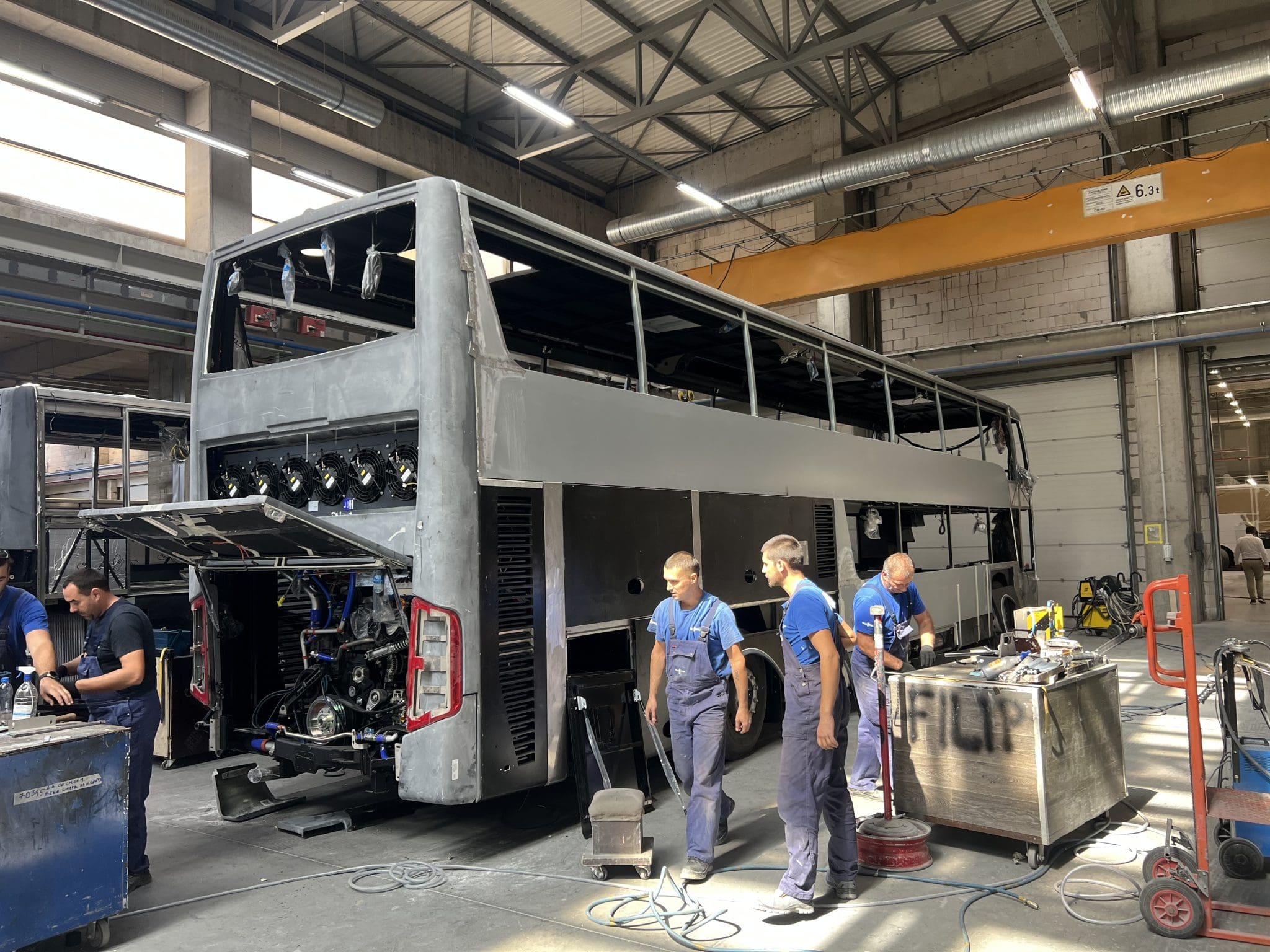 Autobussen Cannaerts | voor scholen, bedrijven en particulieren